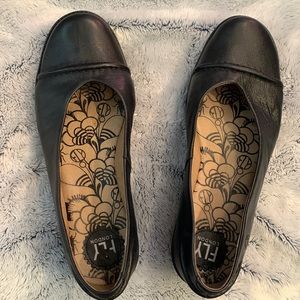 Fly London Women’s Wedge Pump, Premium Leather, Navy, Size 41 (10-10.5 US)